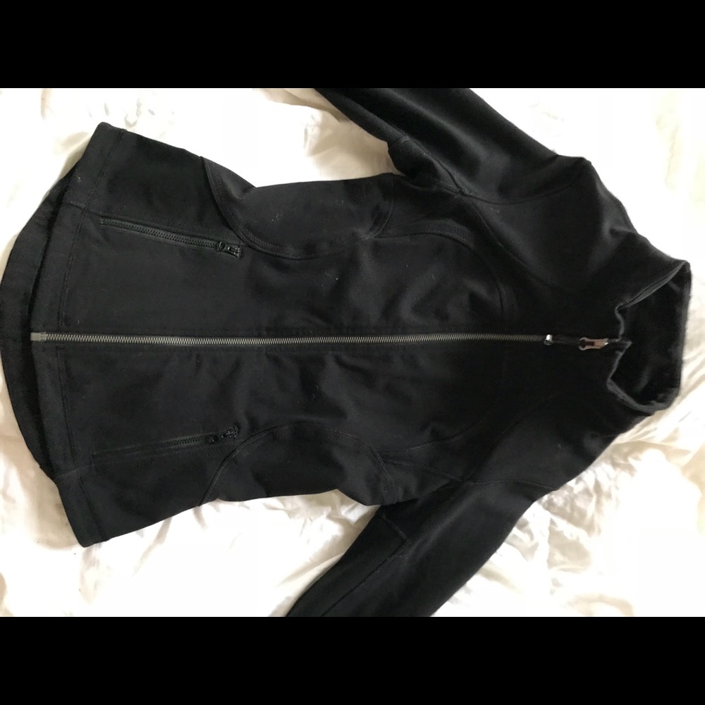 Lululemon define jacket 🏋️‍♀️ - Picture 5 of 7